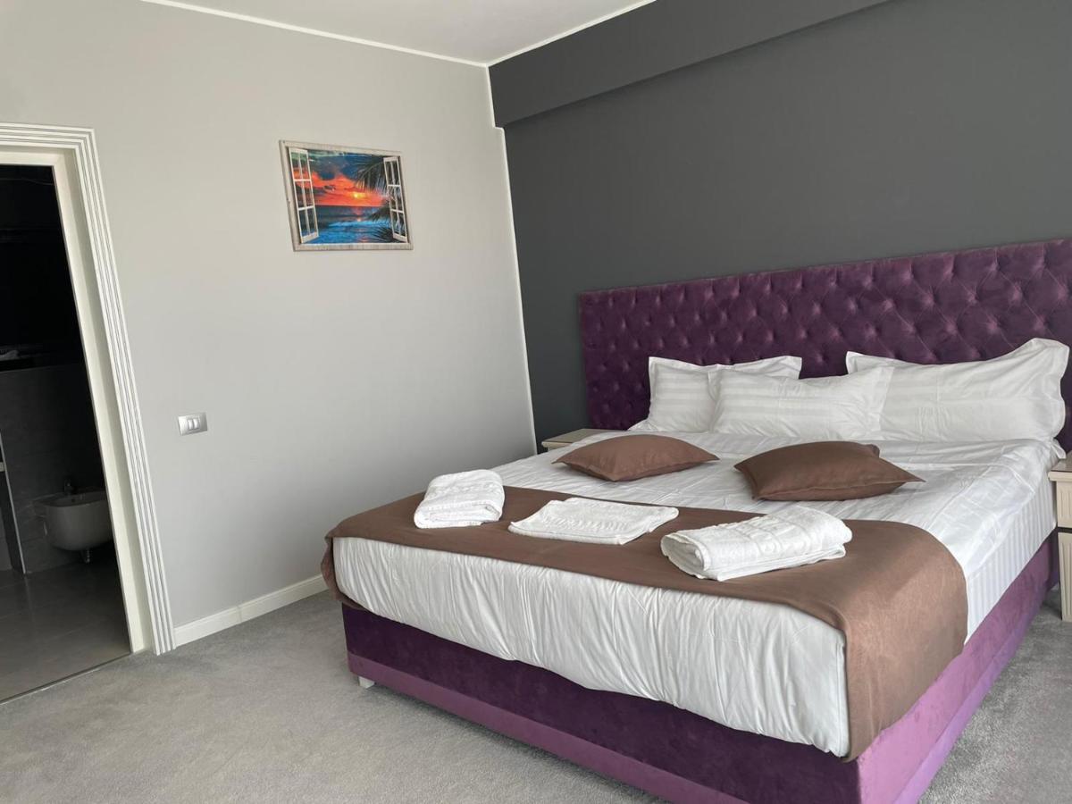 Mira Residence Apart & Penthouse Năvodari Екстериор снимка