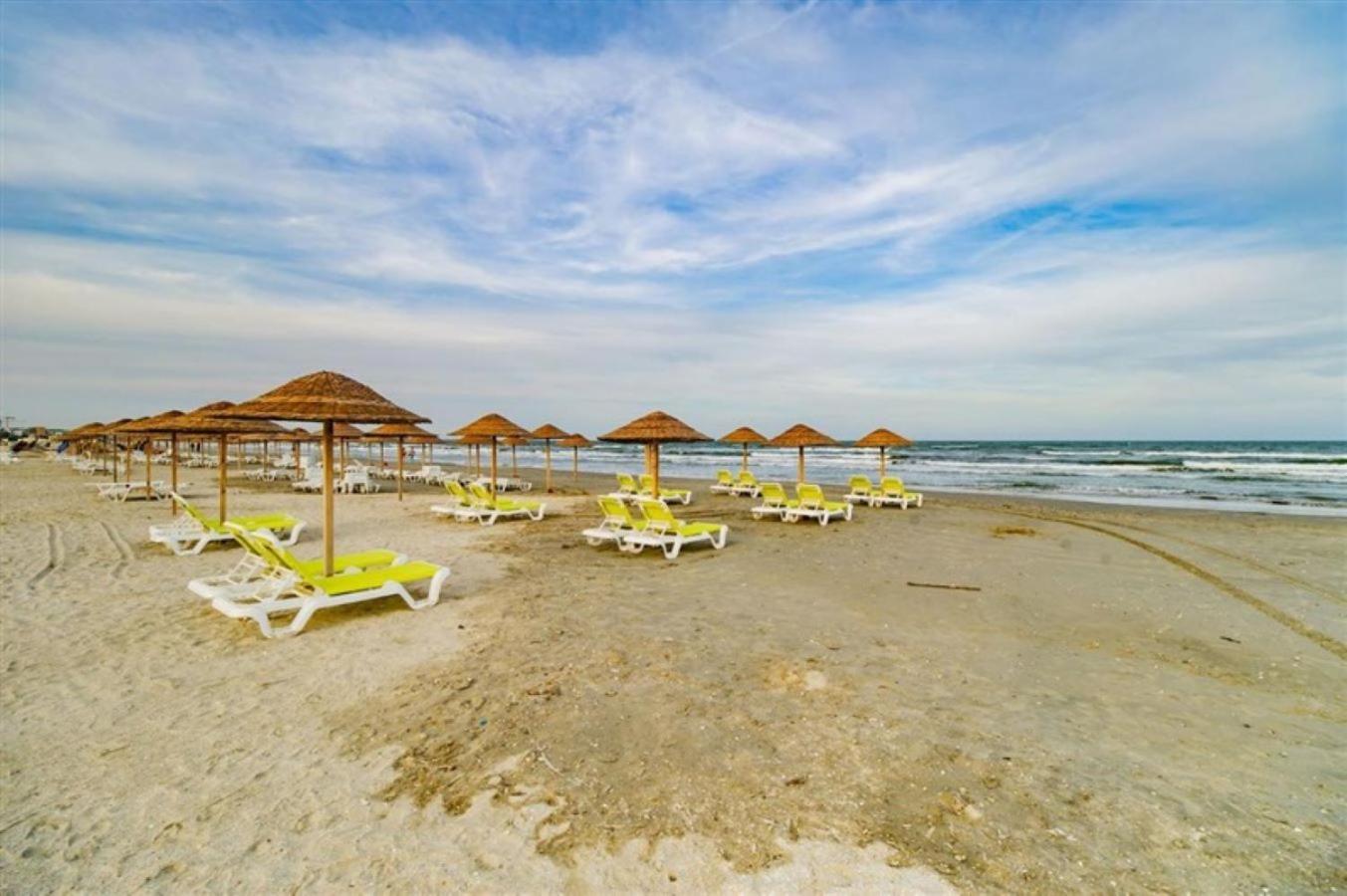 Mira Residence Apart & Penthouse Năvodari Екстериор снимка
