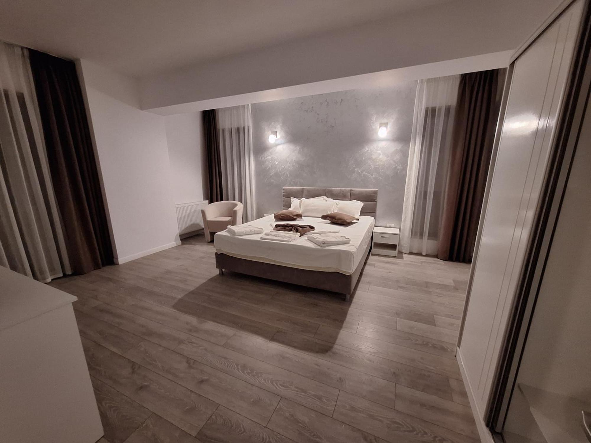 Mira Residence Apart & Penthouse Năvodari Екстериор снимка