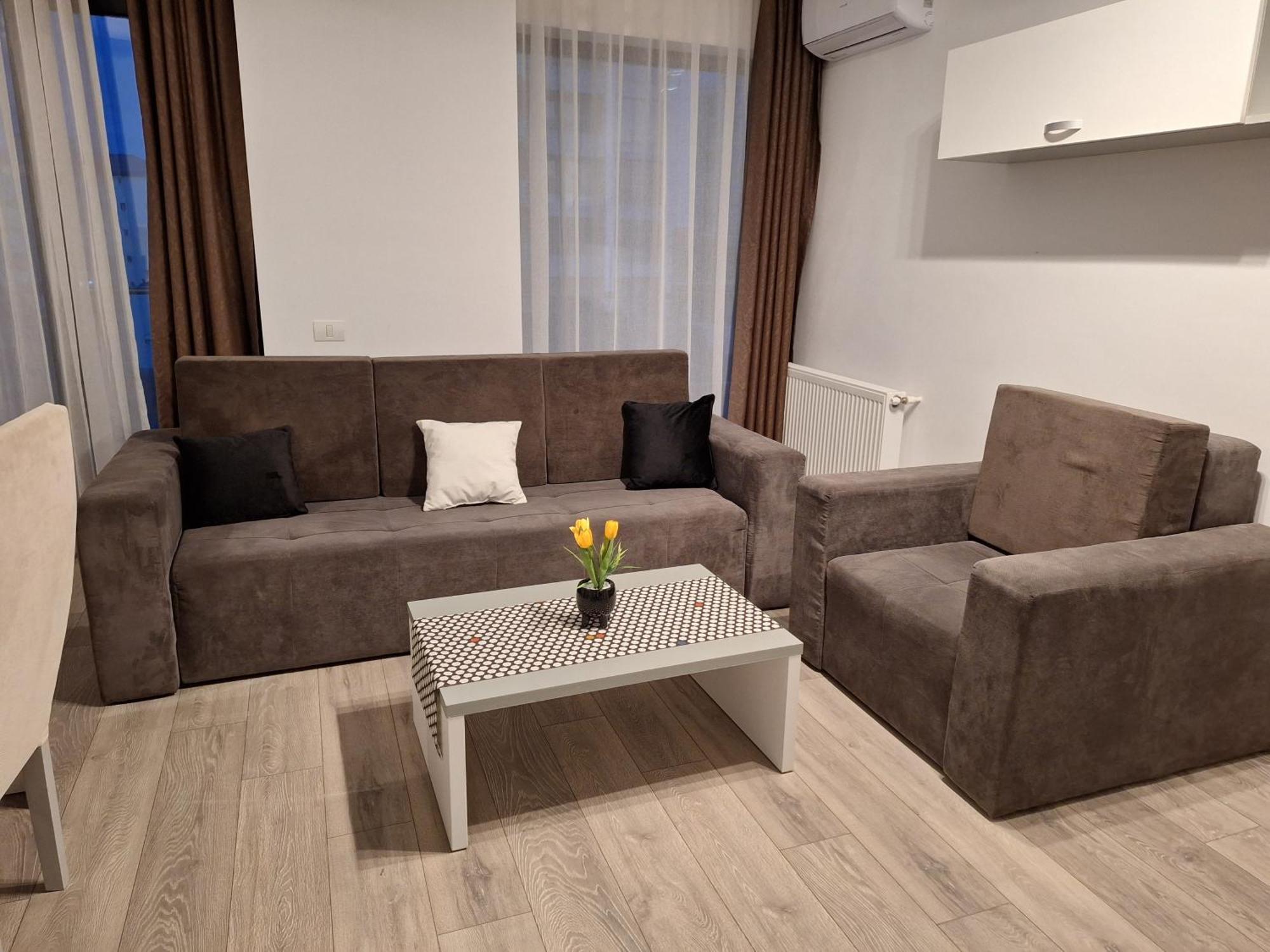 Mira Residence Apart & Penthouse Năvodari Екстериор снимка