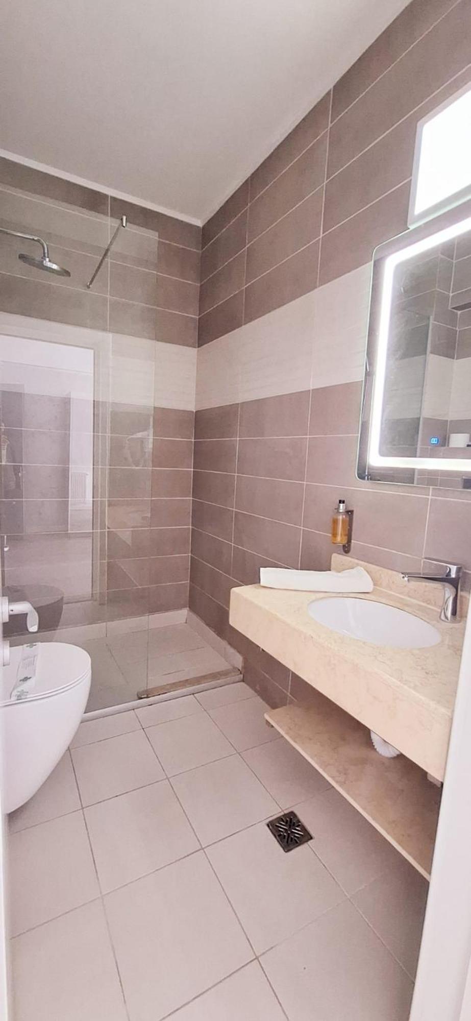 Mira Residence Apart & Penthouse Năvodari Екстериор снимка